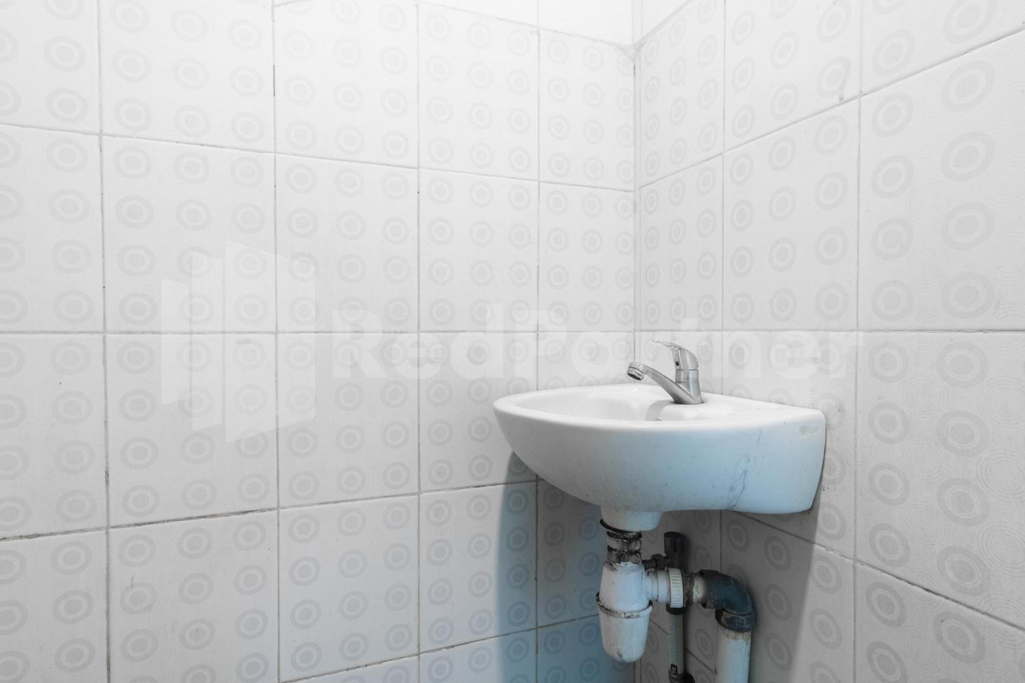 Teratai Guesthouse At Rs Adam Malik Medan Mitra Reddoorz エクステリア 写真